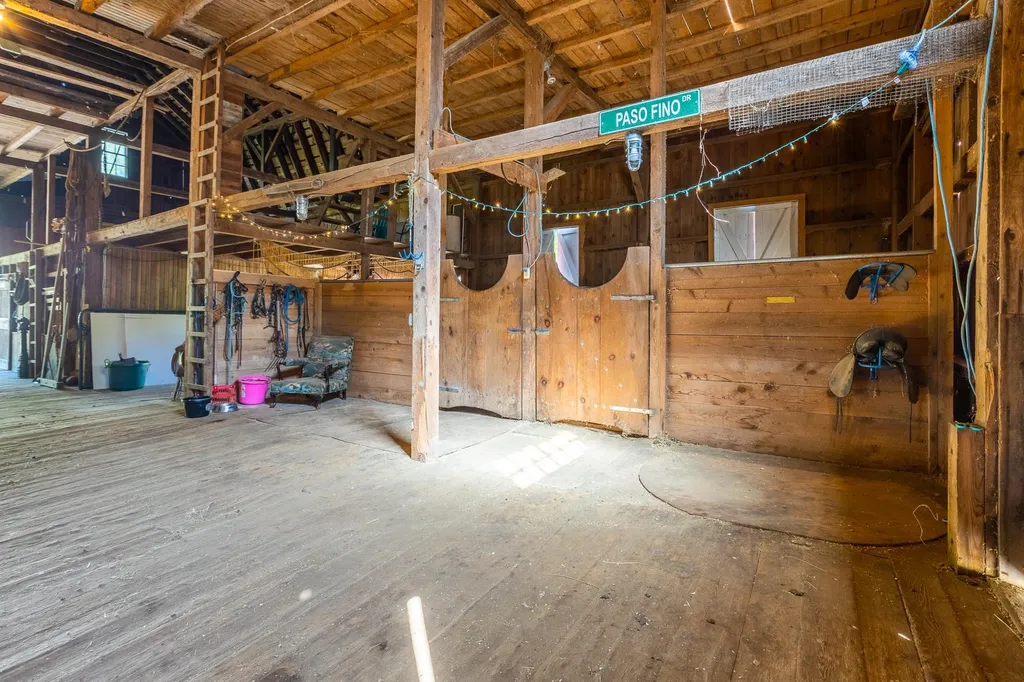 38 Kimball Lane Wilmot NH 03287