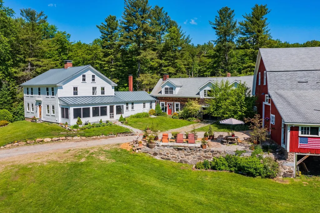 38 Kimball Lane Wilmot NH 03287