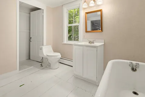 38 Kimball Lane Wilmot NH 03287