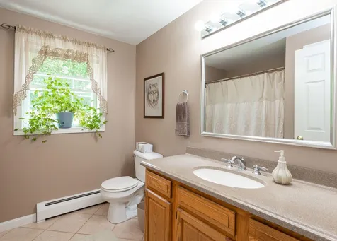 16 Blake Road Raymond NH 03077