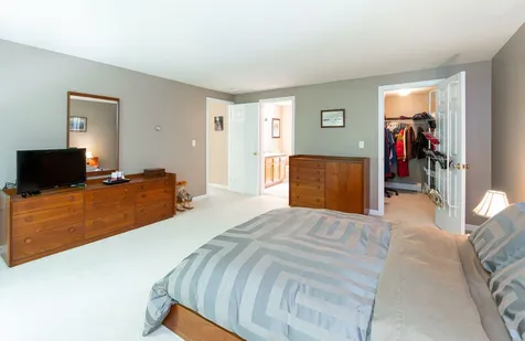16 Blake Road Raymond NH 03077