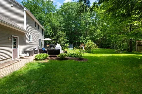 16 Blake Road Raymond NH 03077