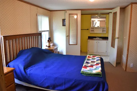 13 Easy Street Holderness NH 03245