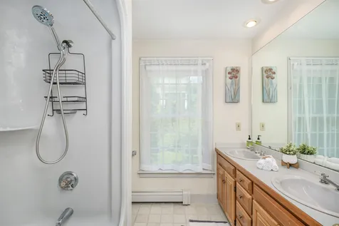 1 Briarwood Lane Durham NH 03824