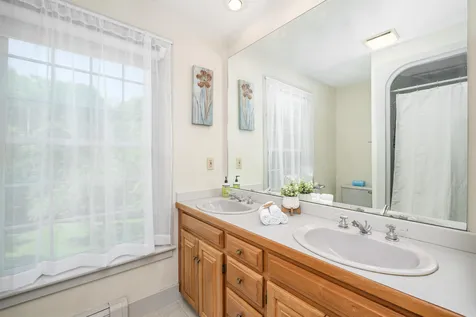 1 Briarwood Lane Durham NH 03824