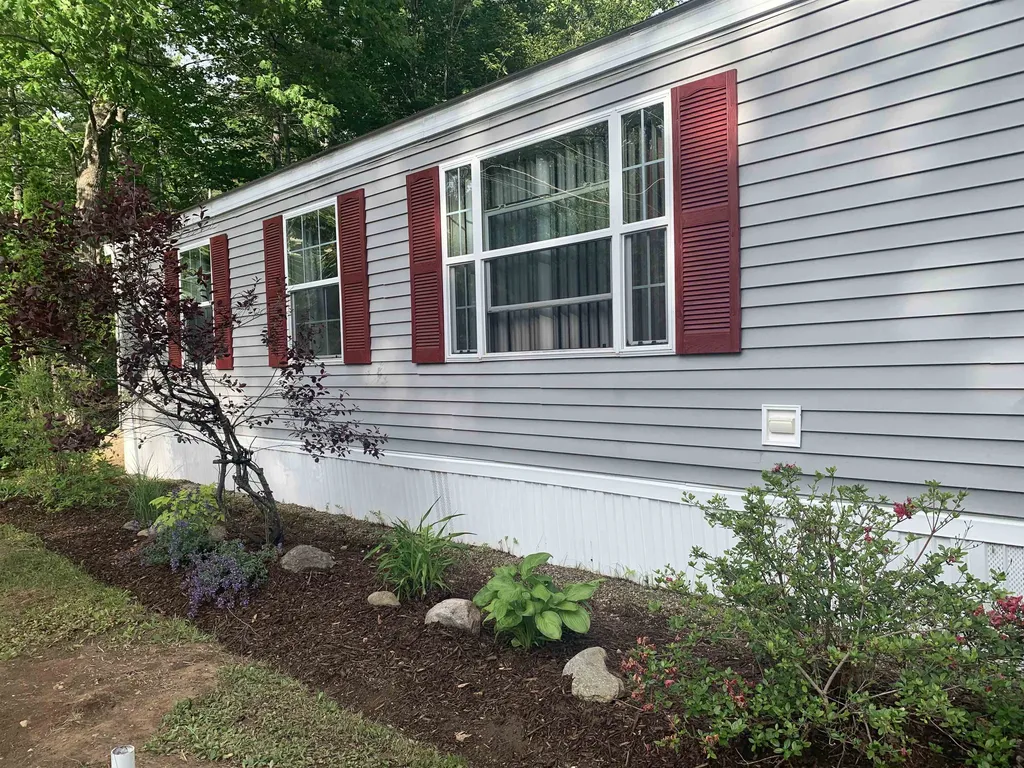 55 Balsam Drive Farmington NH 03835