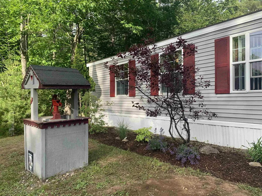 55 Balsam Drive Farmington NH 03835