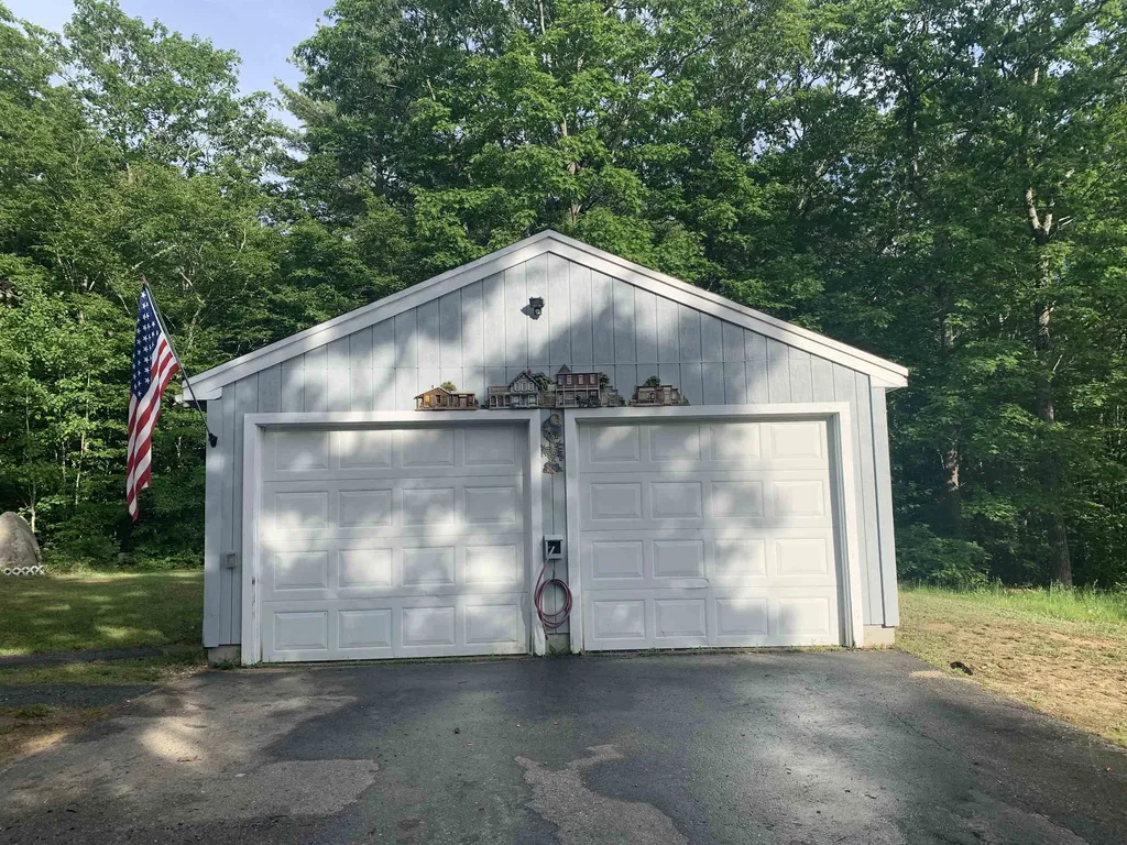 55 Balsam Drive Farmington NH 03835