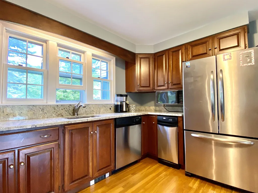 130 Barrett Road New London NH 03257