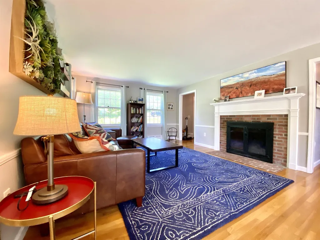 130 Barrett Road New London NH 03257