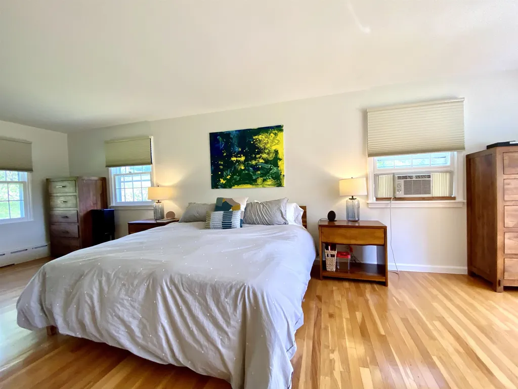 130 Barrett Road New London NH 03257