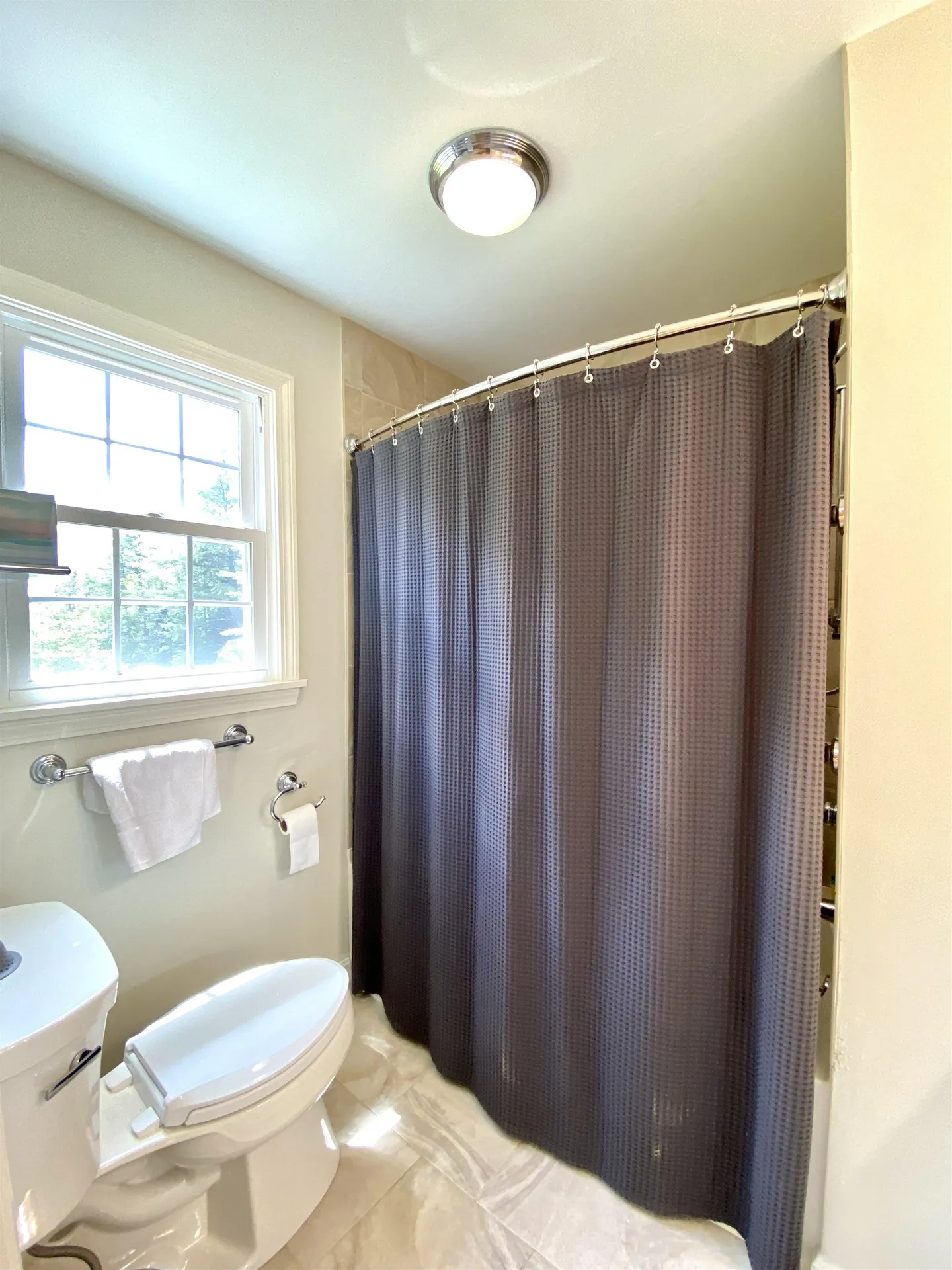 130 Barrett Road New London NH 03257