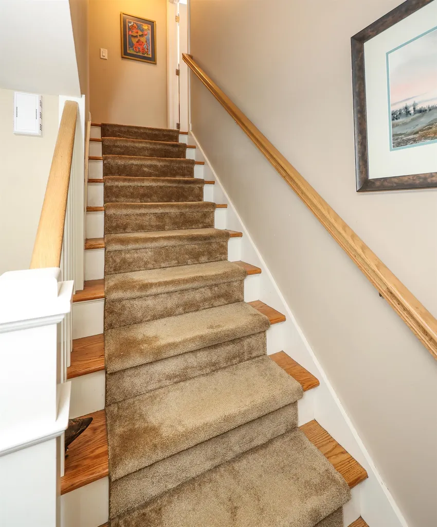 21 Elaine Street Hampton NH 03842