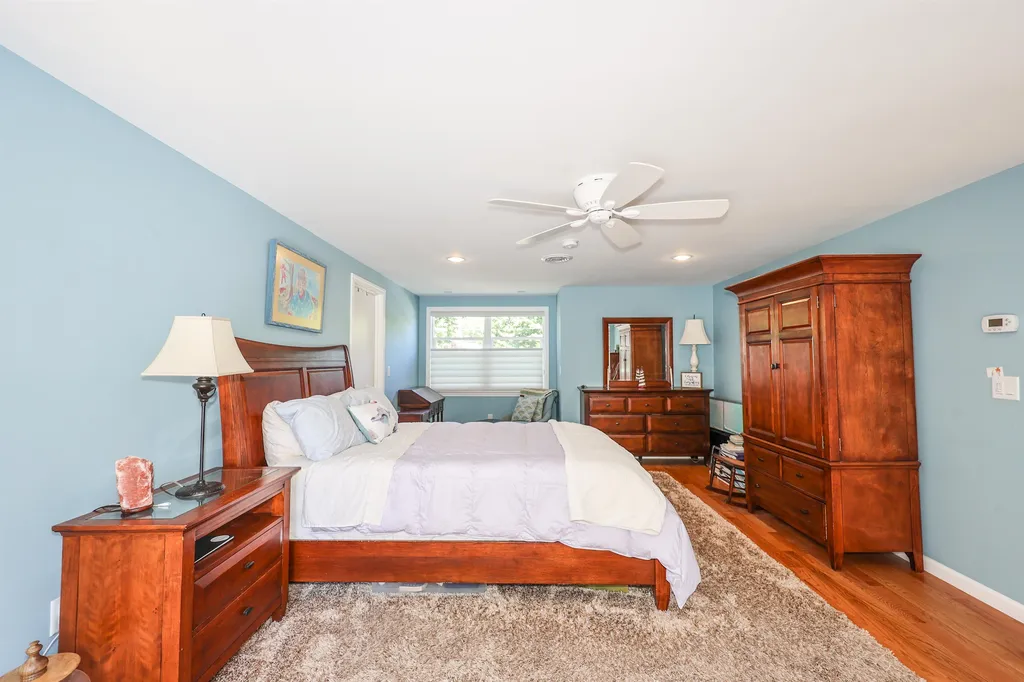 21 Elaine Street Hampton NH 03842