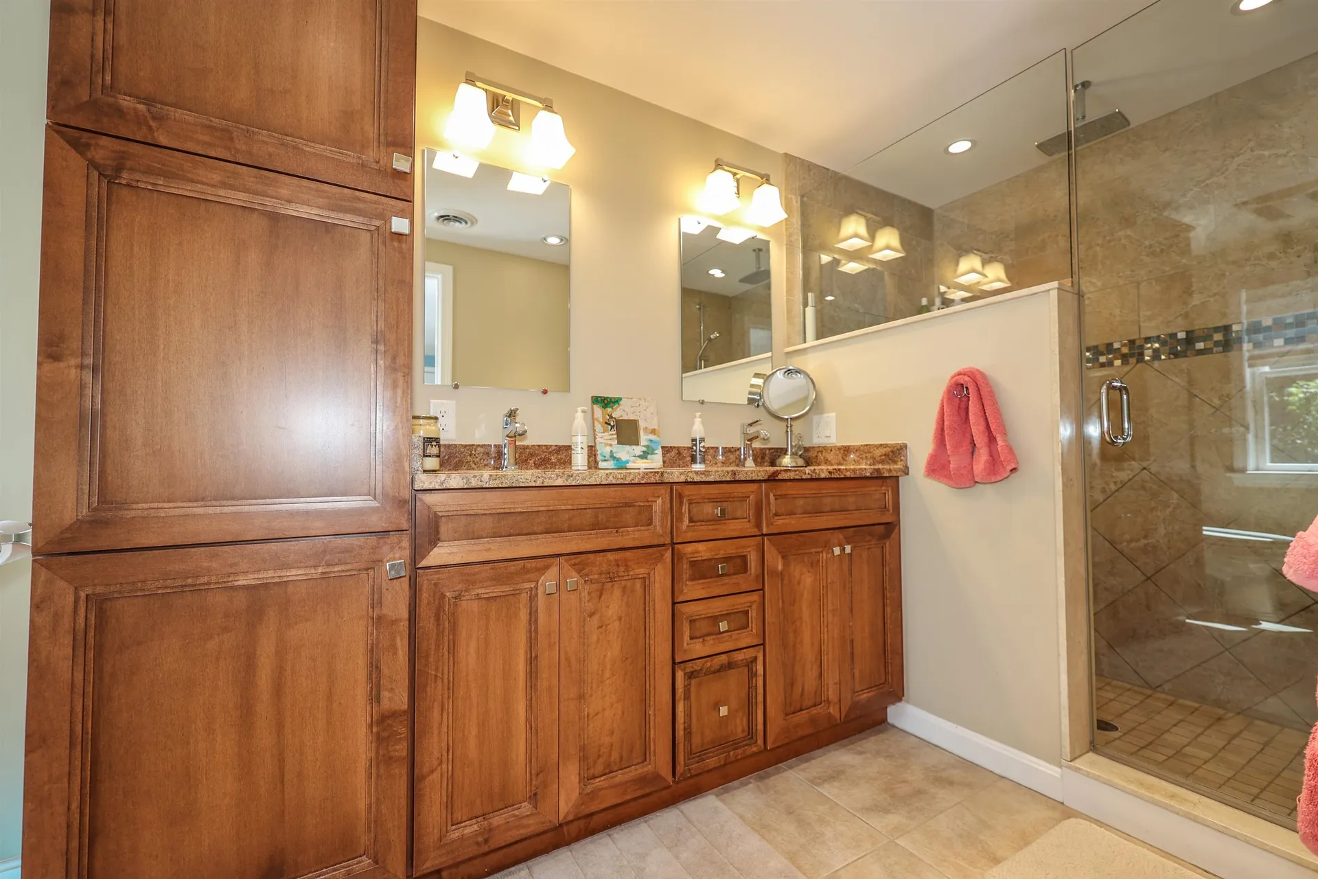 21 Elaine Street Hampton NH 03842