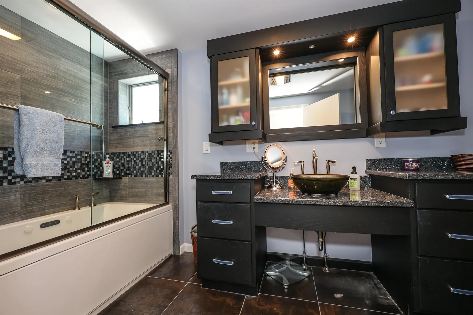 21 Elaine Street Hampton NH 03842