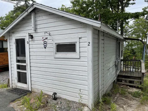 24 Dock Road Gilford NH 03249