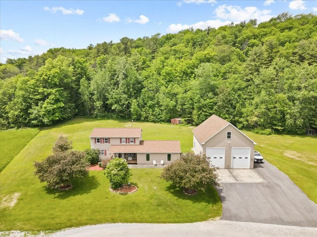 16 Phyllis Drive Milton VT 05468