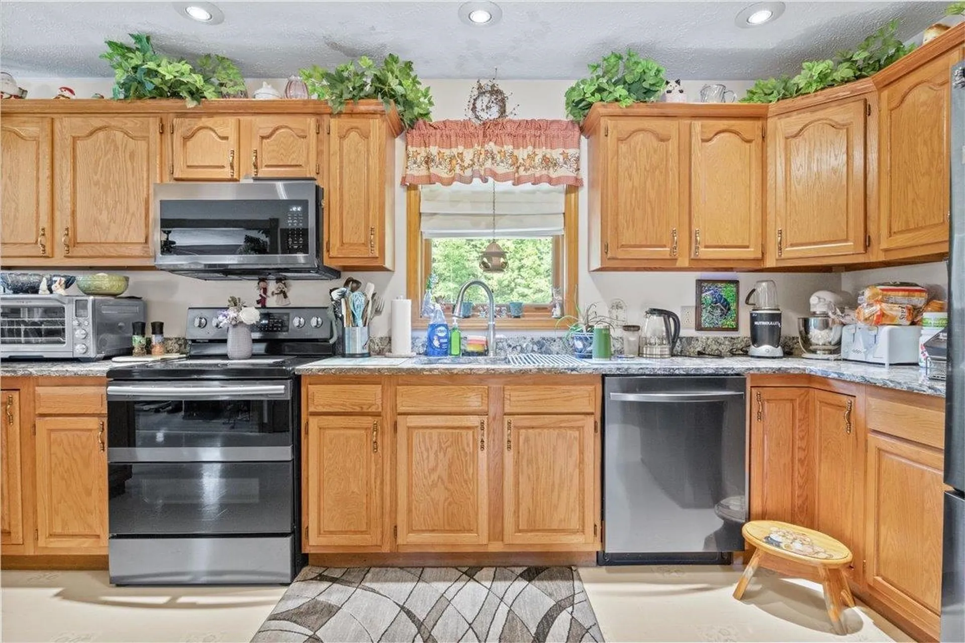 16 Phyllis Drive Milton VT 05468