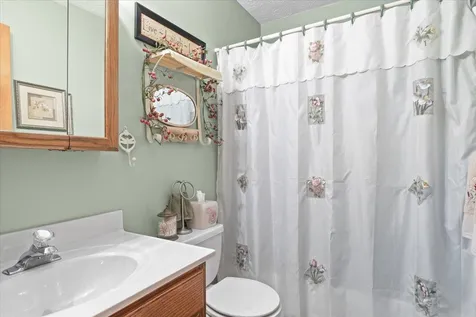 16 Phyllis Drive Milton VT 05468