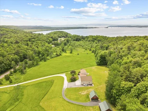 16 Phyllis Drive Milton VT 05468
