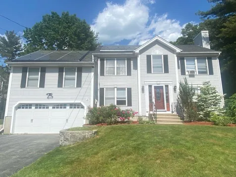 156 Westwind Drive Manchester NH 03104