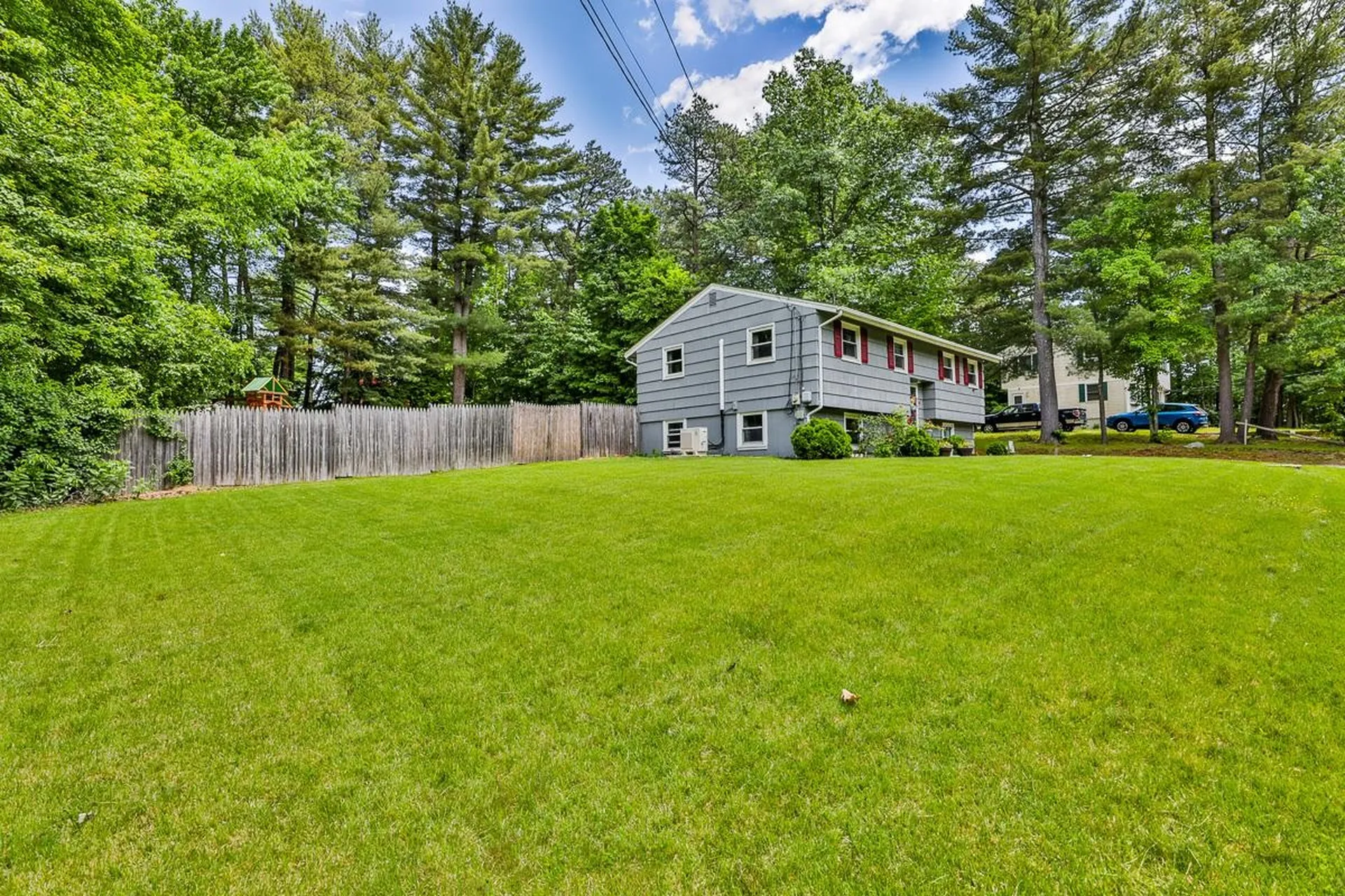 8 Pinewood Drive Merrimack NH 03054