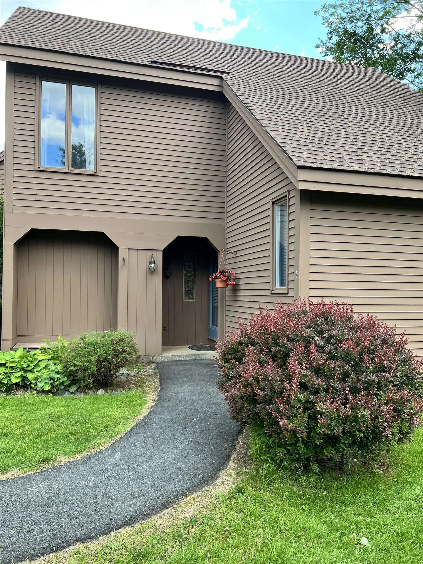 807 Murphys Road Hartford VT 05059