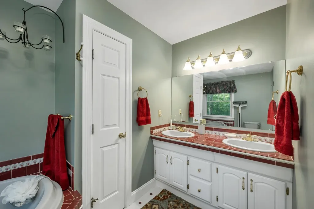 120 Wilson Road Wakefield NH 03872