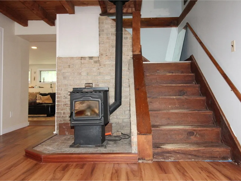 20 Lake Street Hinesburg VT 05461