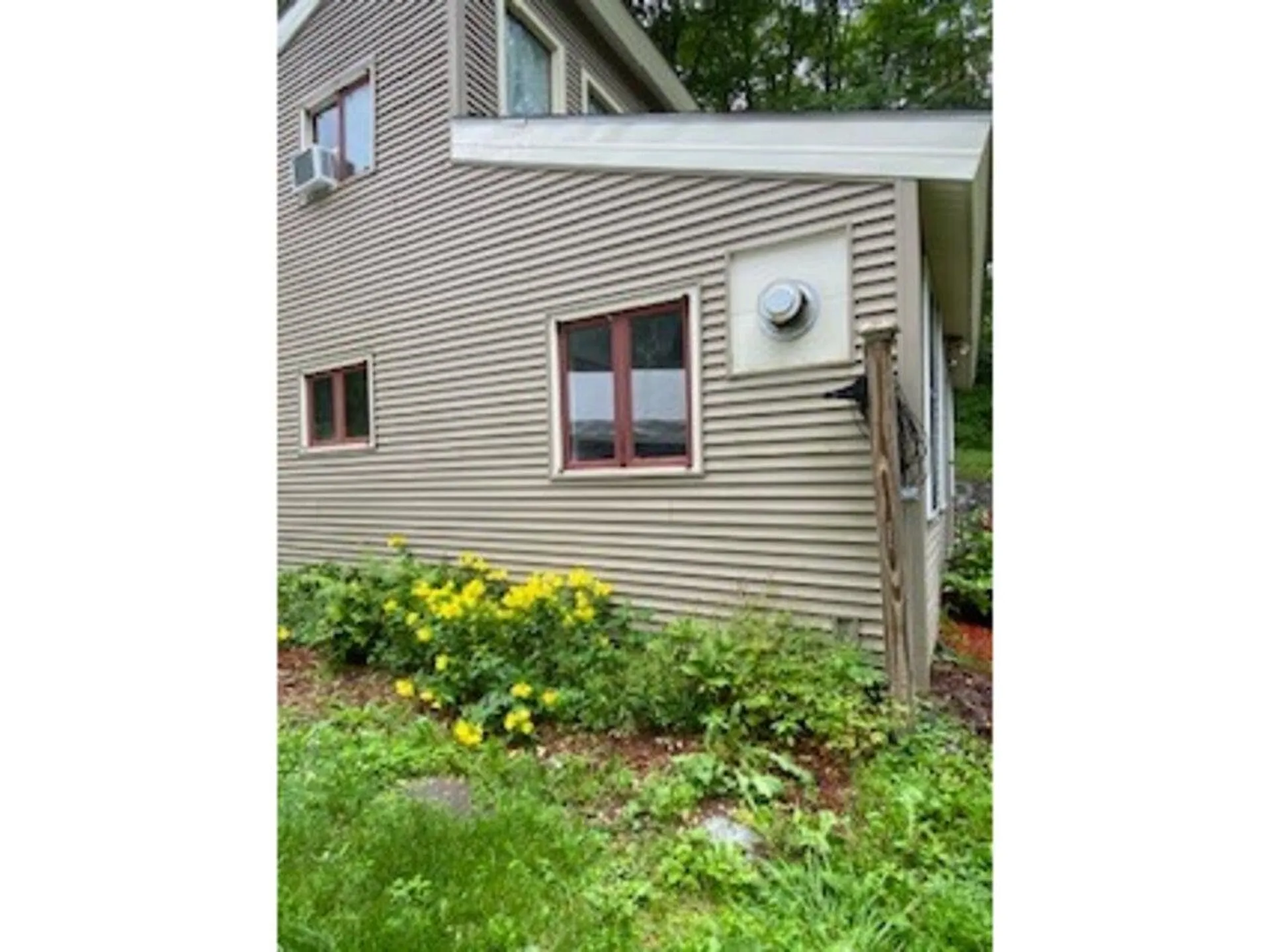 20 Lake Street Hinesburg VT 05461