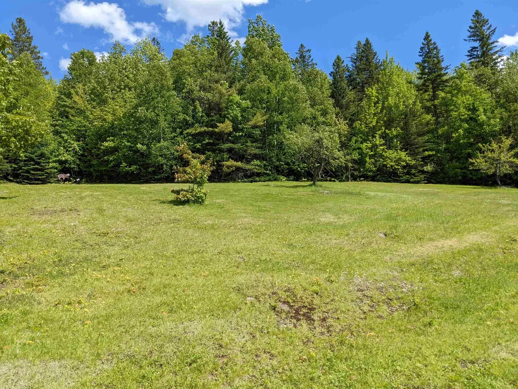 861 Upton Road Errol NH 03579