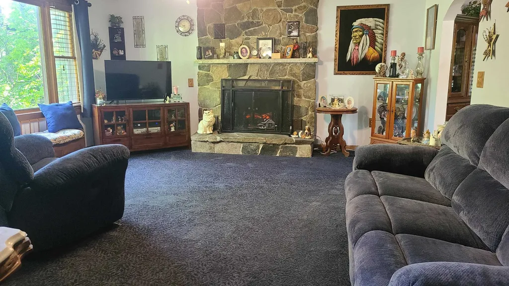 72 Harris Road Windsor VT 05089