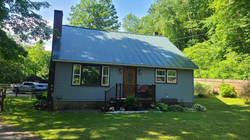 72 Harris Road Windsor VT 05089