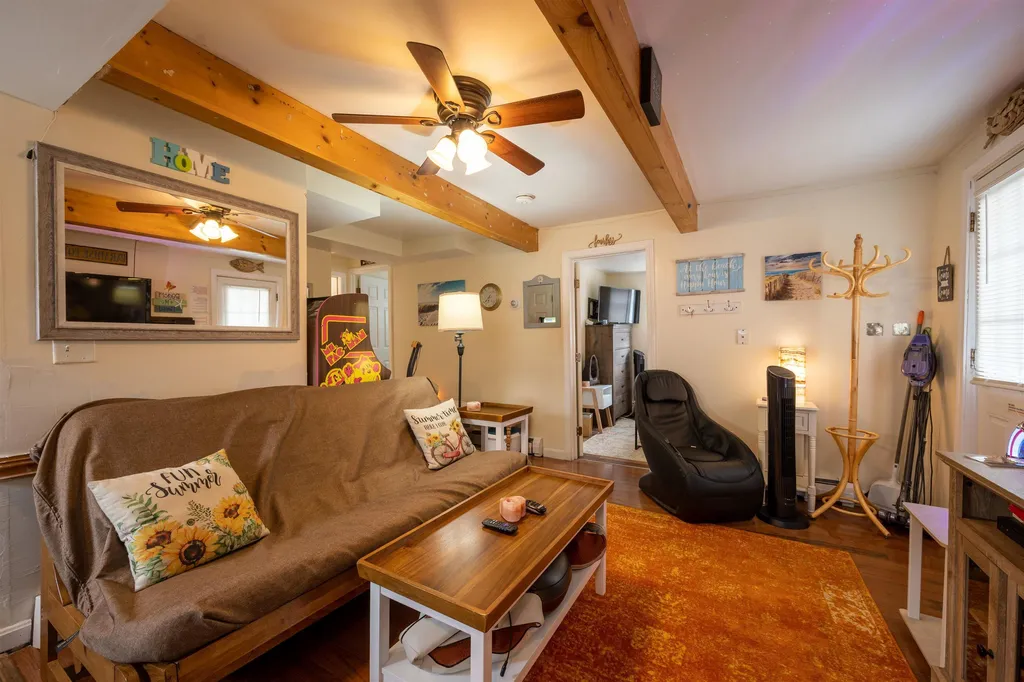 18 Riverview Terrace Hampton NH 03842