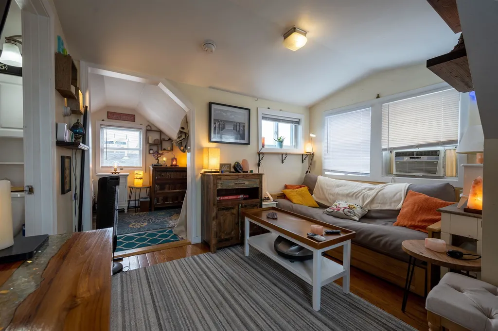 18 Riverview Terrace Hampton NH 03842