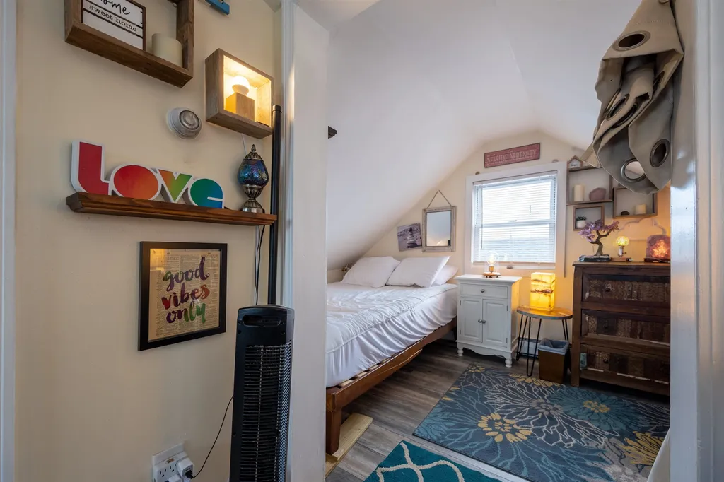 18 Riverview Terrace Hampton NH 03842