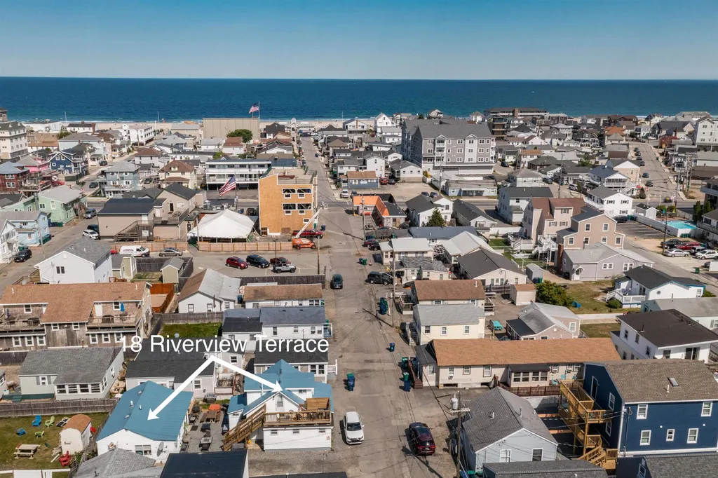 18 Riverview Terrace Hampton NH 03842