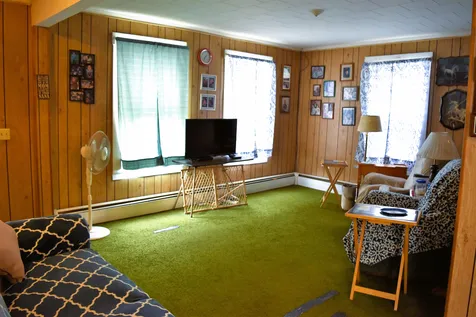 34 Spring Street Franklin NH 03235