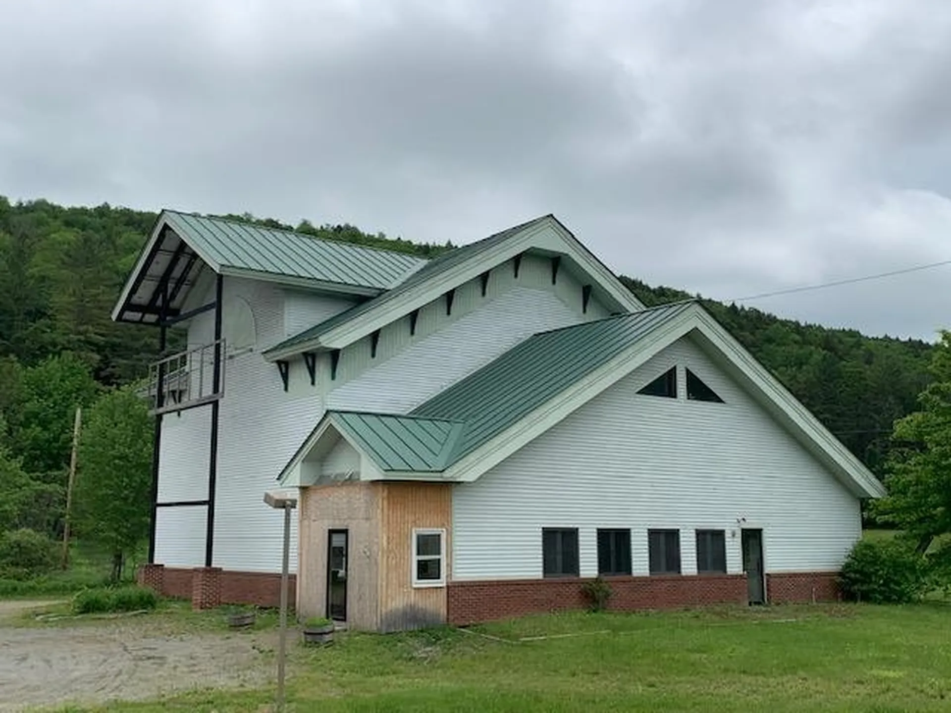 68 U.s. Route 4 Hartland VT 05048