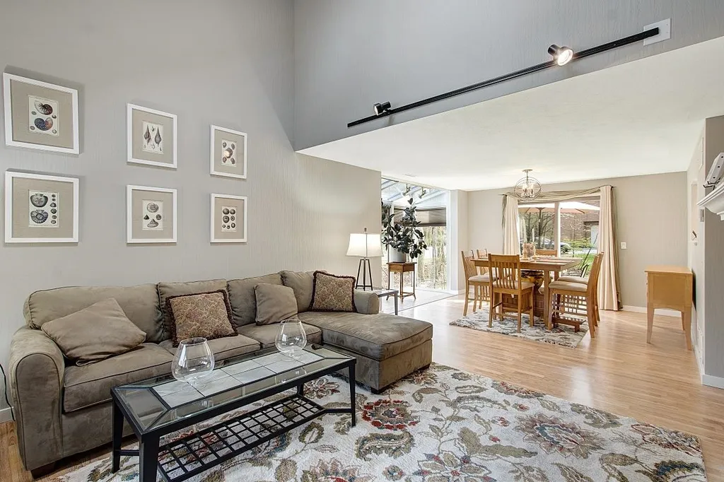 15 Eaton Court Haverhill MA 01832