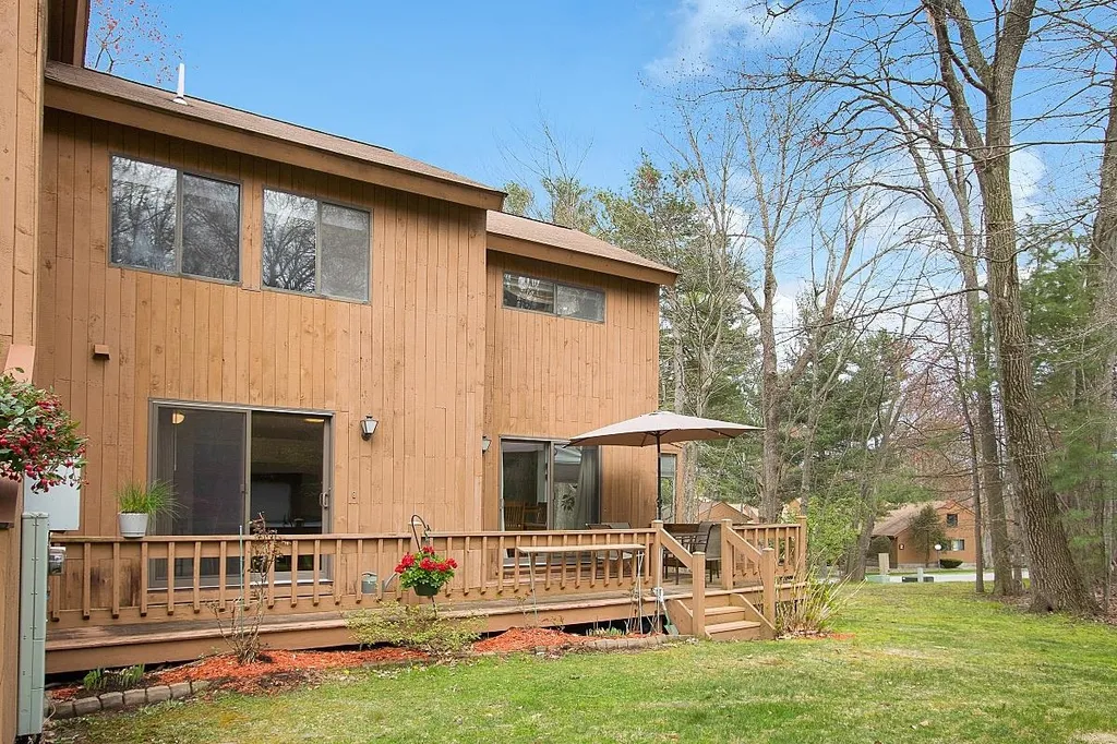 15 Eaton Court Haverhill MA 01832