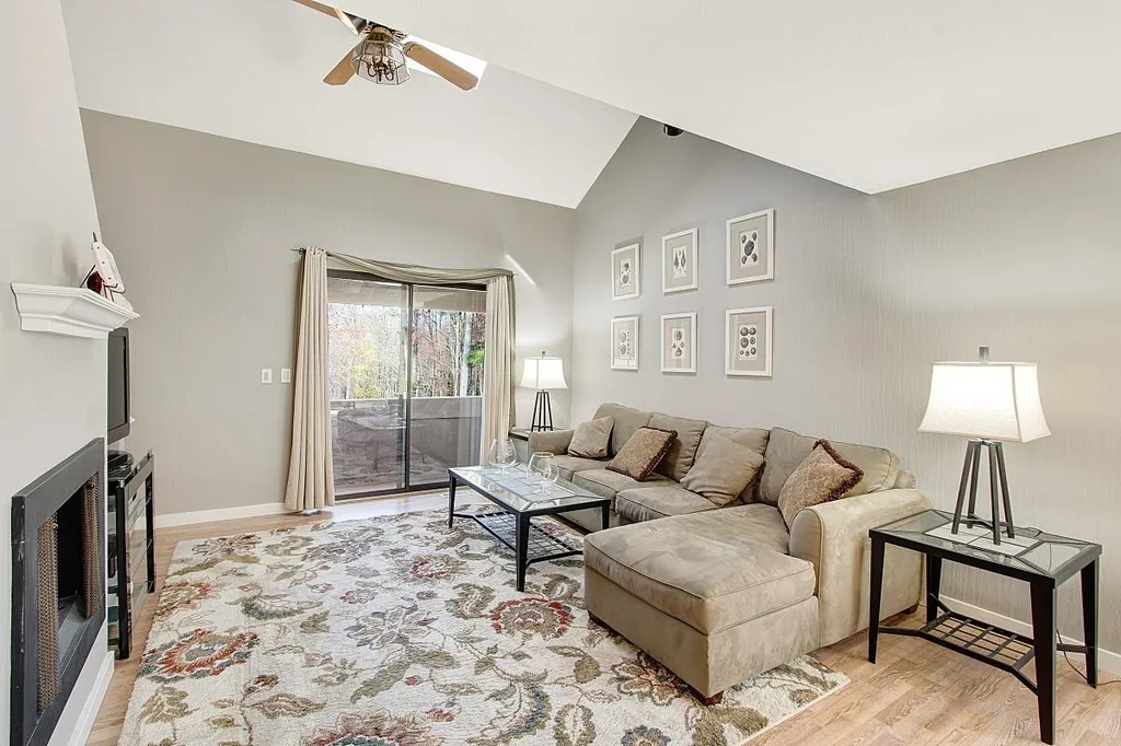 15 Eaton Court Haverhill MA 01832