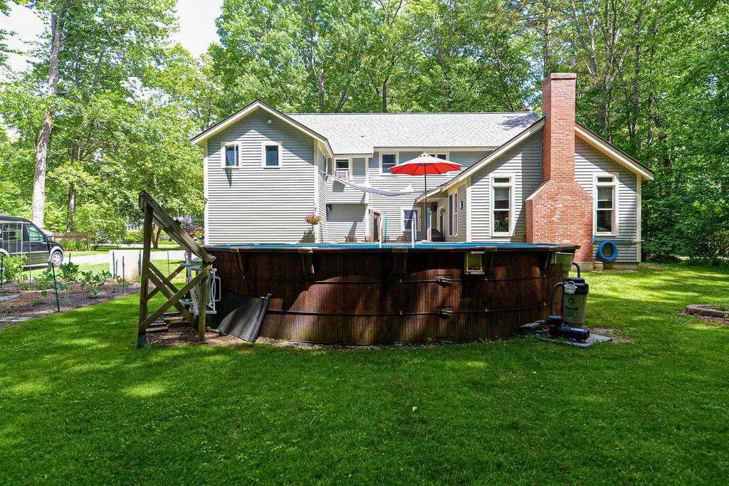 17 Little Pine Lane Exeter NH 03833