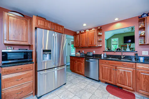 17 Little Pine Lane Exeter NH 03833