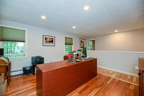 17 Little Pine Lane Exeter NH 03833