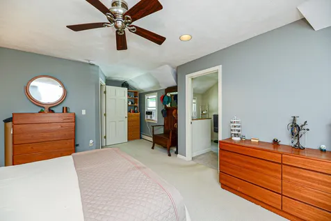 17 Little Pine Lane Exeter NH 03833