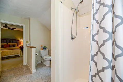 17 Little Pine Lane Exeter NH 03833
