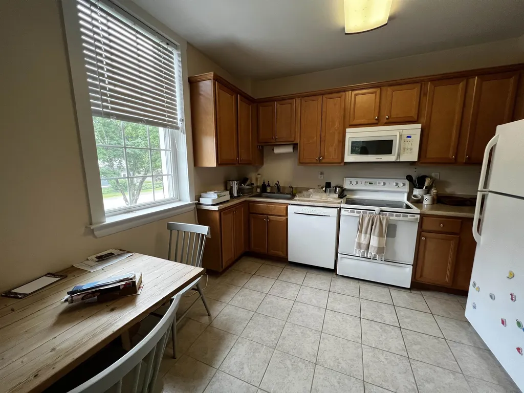 9 Forest Street Exeter NH 03833