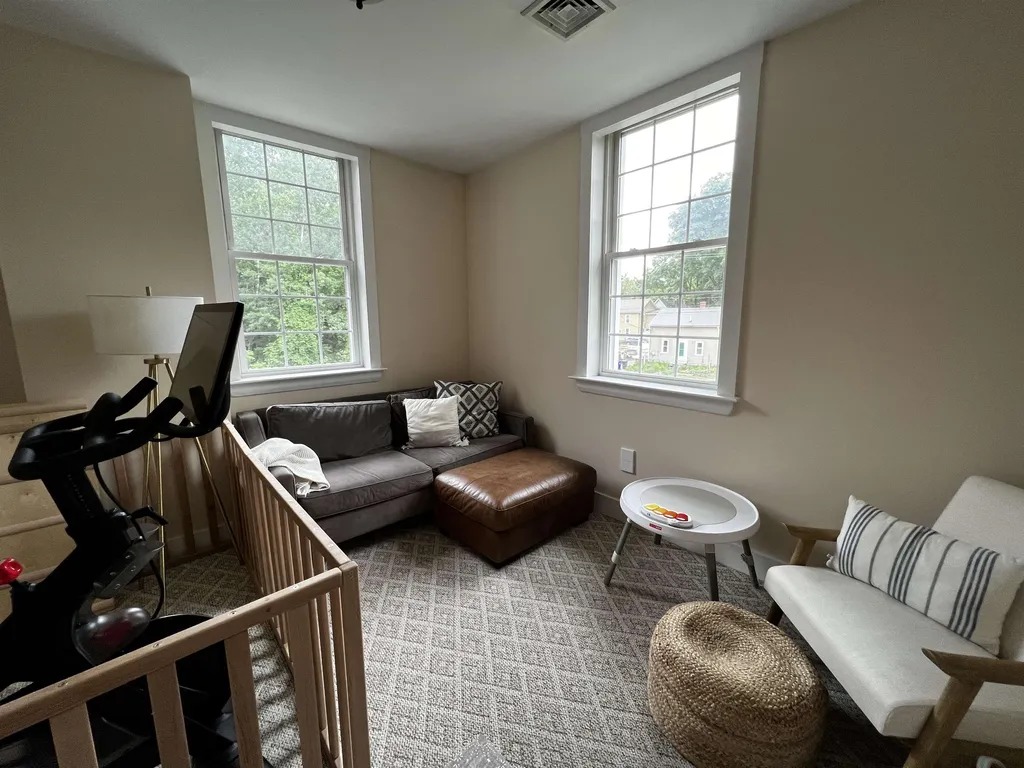 9 Forest Street Exeter NH 03833